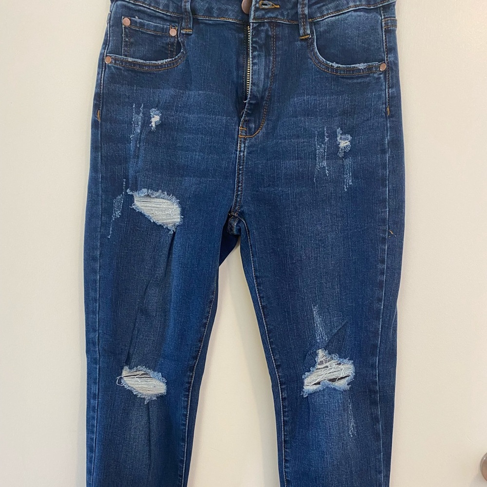 NWT high rise jeans. - Picture 2 of 3